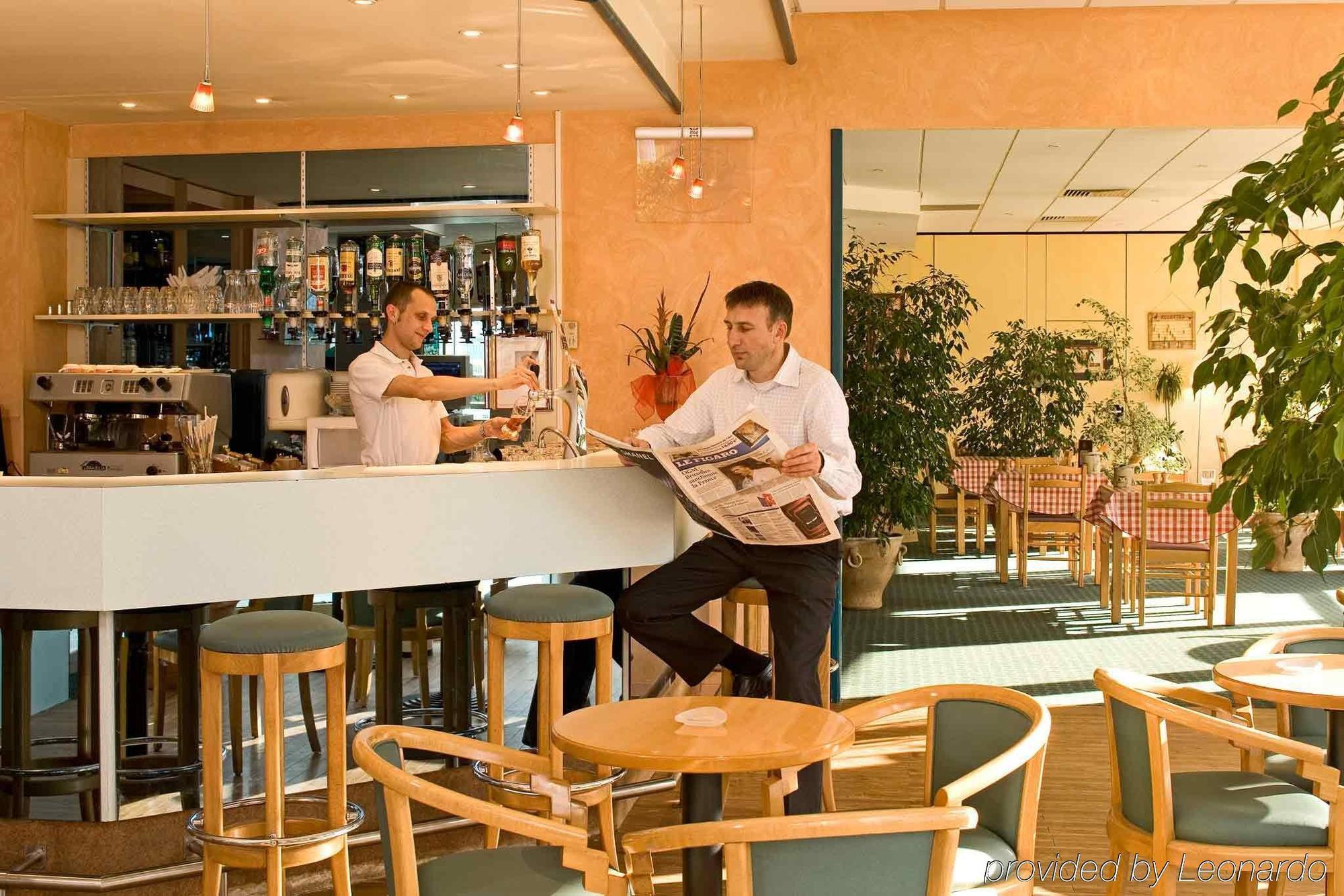Ibis Archamps Porte De Geneve Eksteriør bilde